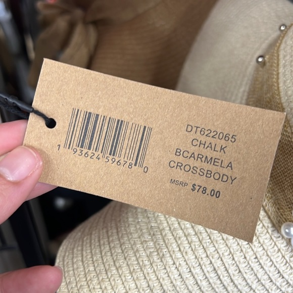 Steve Madden Womens Bcarmela Convertible Crossbody Bag - Picture 4 of 6